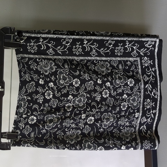 VTG 90s wrap skirt. Size s-m. - Picture 1 of 4